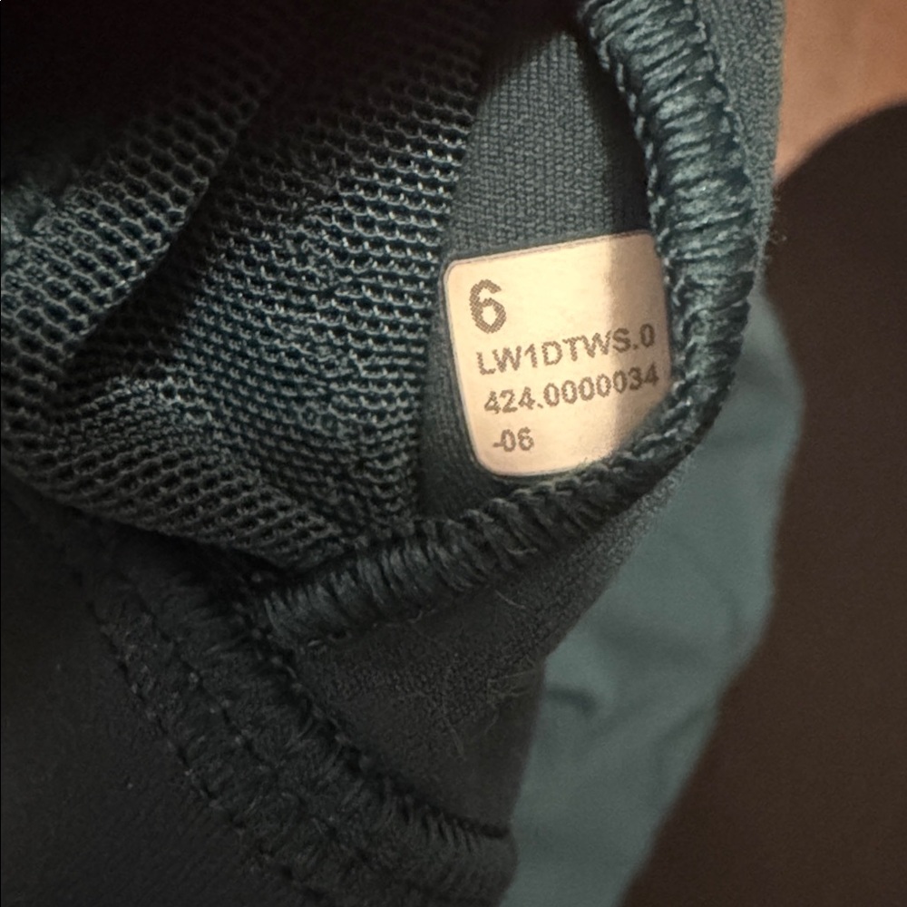Lululemon Align Tank - Picture 3 of 3
